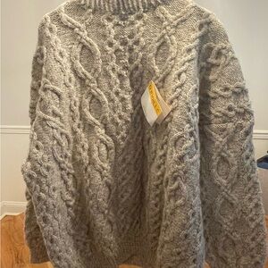 O’Maille Crew Neck (Handmade/Oatmeal)